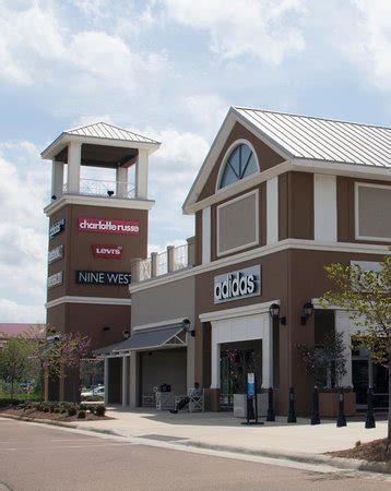 outlet stores in pearl ms.